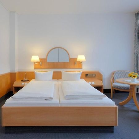 Autobahnhotel Gudow ภายนอก รูปภาพ